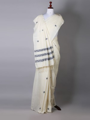 Handwoven Off White Cotton Saree Handwoven Off White Cotton Saree
