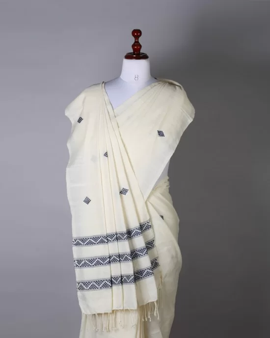 Handwoven Off White Cotton Saree Handwoven Off White Cotton Saree