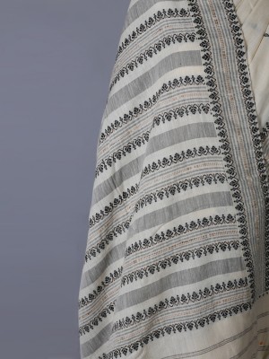 White and Black With Muga Ghisa Silk Saree White and Black With Muga Ghisa Silk Saree